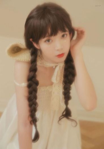 学生面前的女教师_蓝光高清在线观看