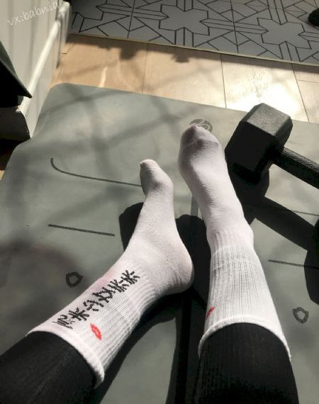 夫妻的赞助商 中_BD韩语电影免费在线