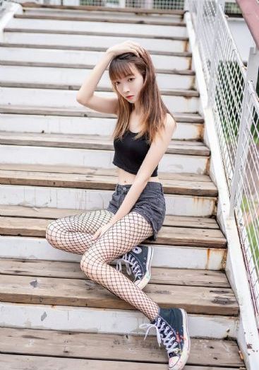伦理片迷人的保姆_手机在线免费观看